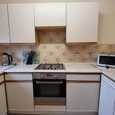 Faodail, 1 Bed Studio Apartment At Ravenscraig Castle And Park Kirkcaldy Exterior foto